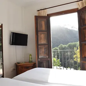 3* Hotel Humaina